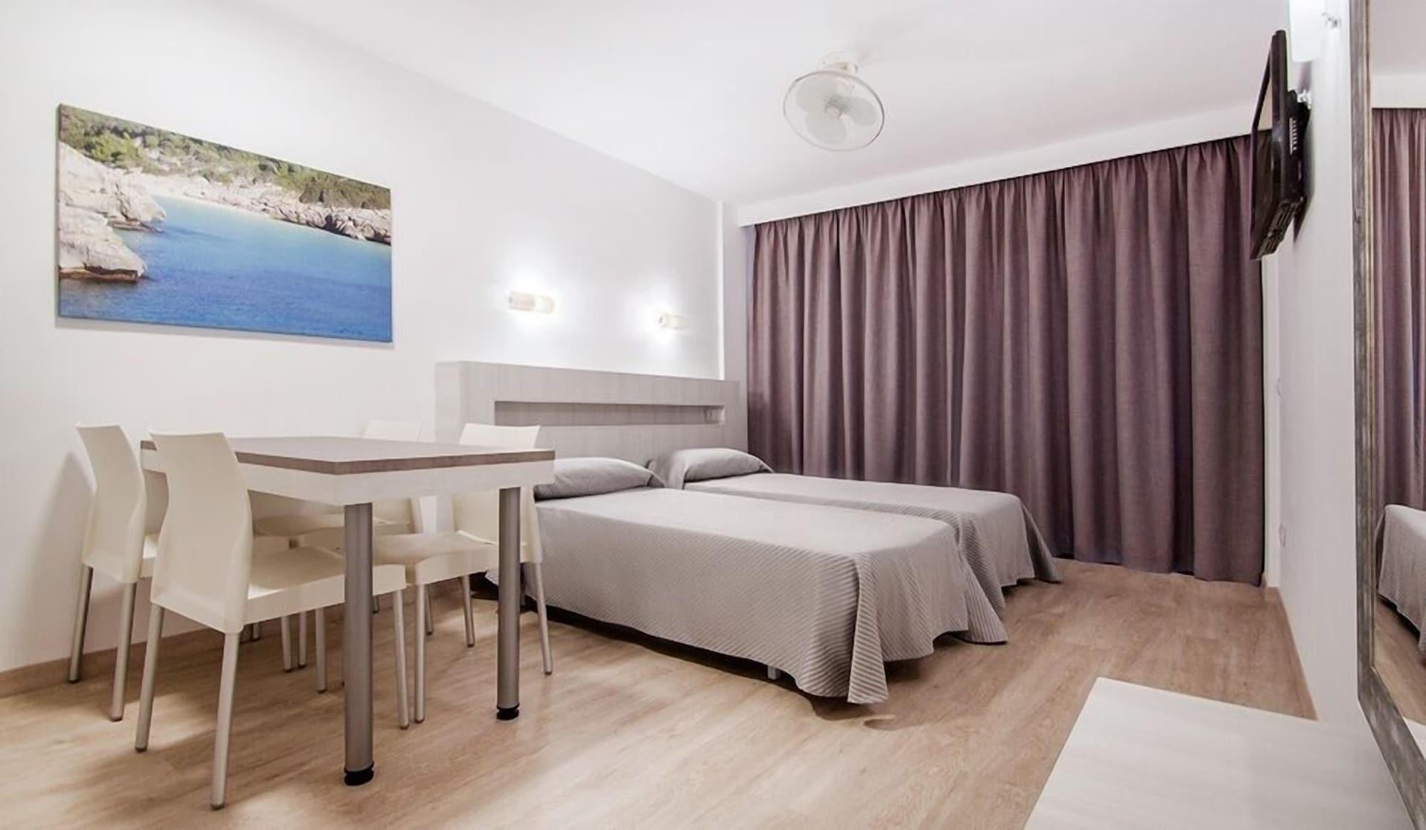 Apartamentos Sol Y Vera Magaluf  Exterior photo