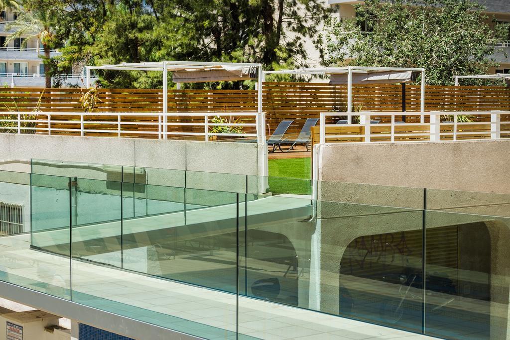 Apartamentos Sol Y Vera Magaluf  Exterior photo