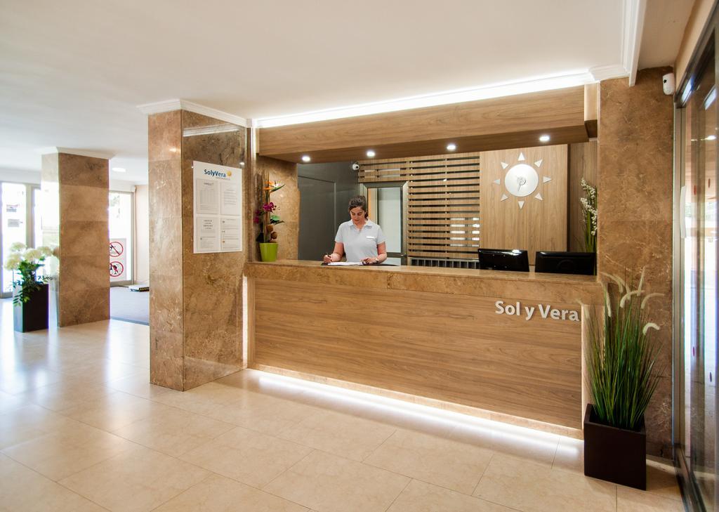 Apartamentos Sol Y Vera Magaluf  Exterior photo